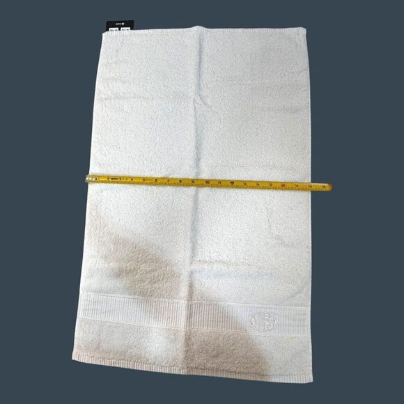 Vintage Laura Ashley White 100% Cotton Hand Towel Bath Luxury Kitchen 18” X 28” - Picture 5 of 6